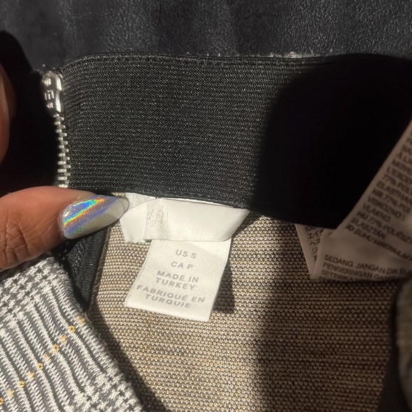 H&M plaid pants - Picture 2 of 3